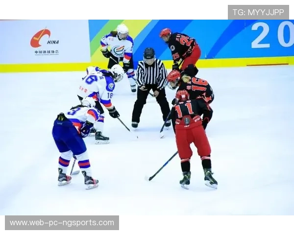 上海足球队在个人能力排行榜中荣登第六名展现实力与潜力