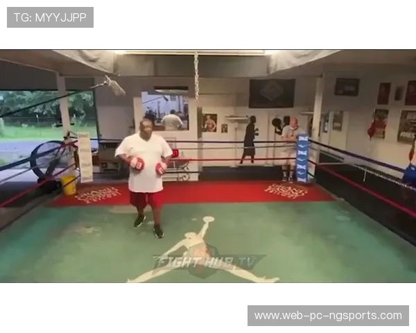 泰森与罗伊琼斯对决比分揭晓经典拳击赛的精彩瞬间回顾